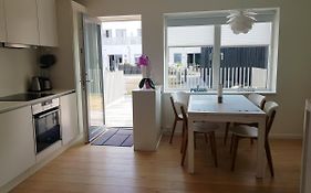 Ana'S Bed & Kitchen